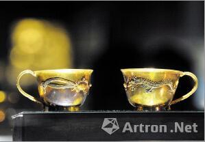 首次亮相的龍鳳金杯。
